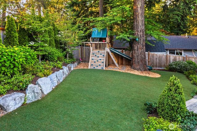 13420 NE 83rd Street, Redmond, WA 98052