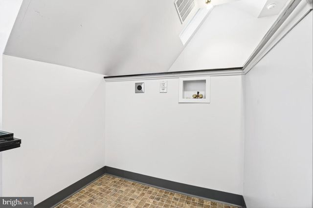 456 DOUGLASS ST, Reading, PA 19601