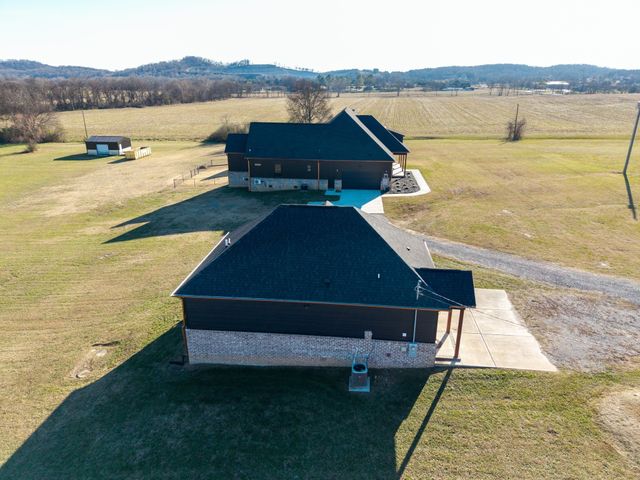 405 Shelbyville Hwy, Fayetteville, TN 37334