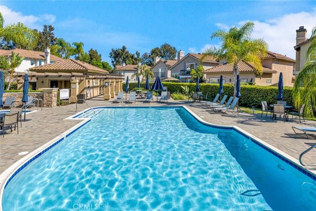 7 Via Encanto, Rancho Santa Margarita, CA 92688