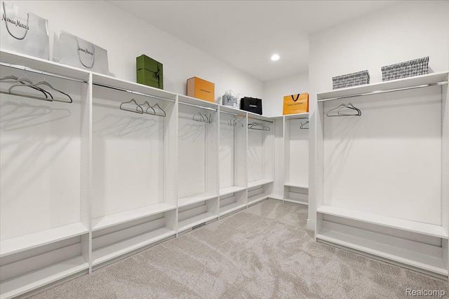 30714 Franklin Hills Court, Farmington Hills, MI 48335