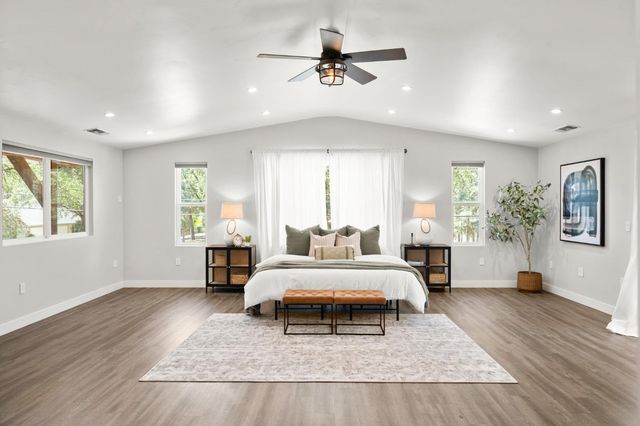 13146 Torrey Pines Dr, Auburn, CA 95602