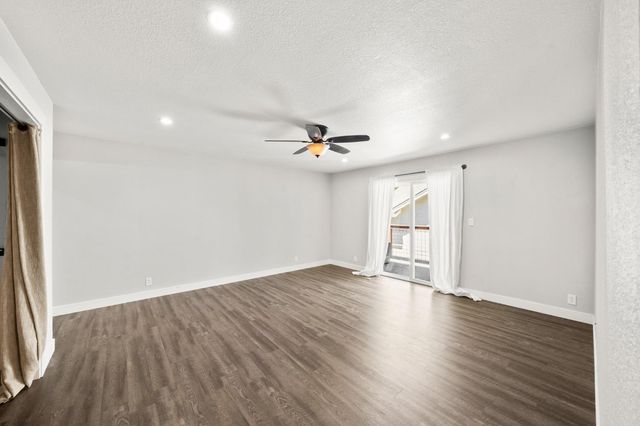 13146 Torrey Pines Dr, Auburn, CA 95602
