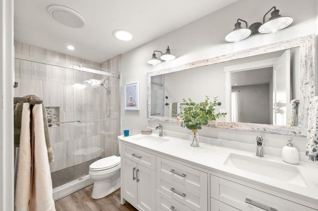 13146 Torrey Pines Dr, Auburn, CA 95602