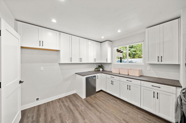 13146 Torrey Pines Dr, Auburn, CA 95602
