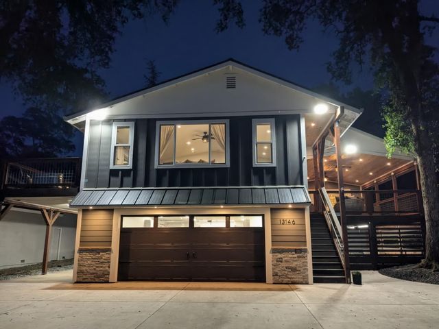 13146 Torrey Pines Dr, Auburn, CA 95602