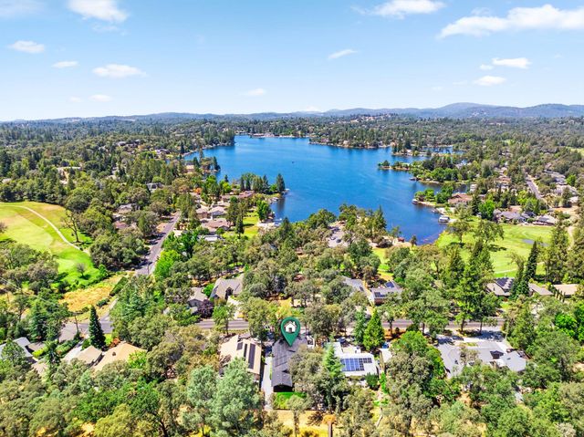 13146 Torrey Pines Dr, Auburn, CA 95602