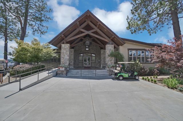 13146 Torrey Pines Dr, Auburn, CA 95602