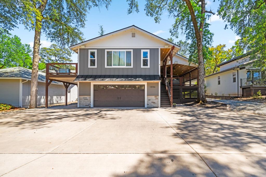 13146 Torrey Pines Dr, Auburn, CA 95602