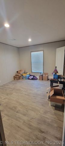 18435 S 80th West Avenue, Mounds, OK 74047