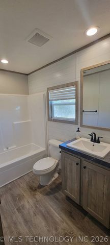 18435 S 80th West Avenue, Mounds, OK 74047