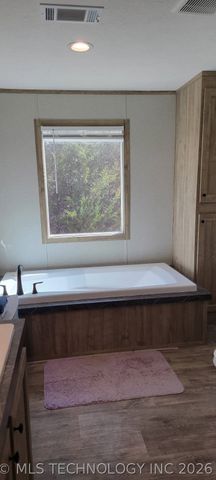 18435 S 80th West Avenue, Mounds, OK 74047