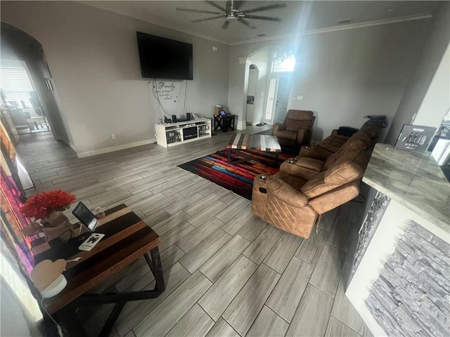 2609 Katie Ct, Corpus Christi, TX 78414