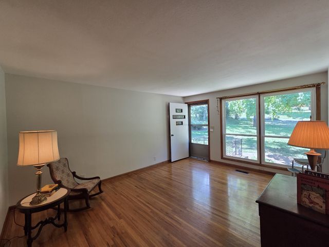 608 Burgundy Dr, Madison, TN 37115