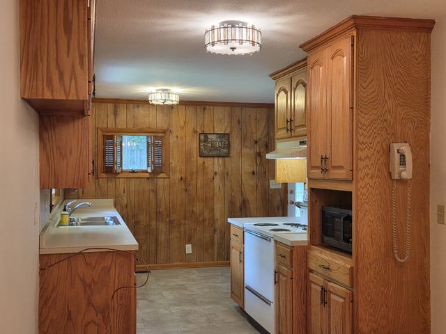 608 Burgundy Dr, Madison, TN 37115