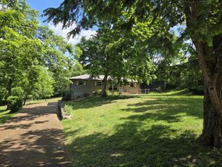 608 Burgundy Dr, Madison, TN 37115