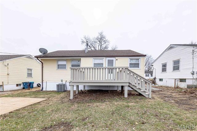 337 Lancashire Road, St Louis, MO 63137
