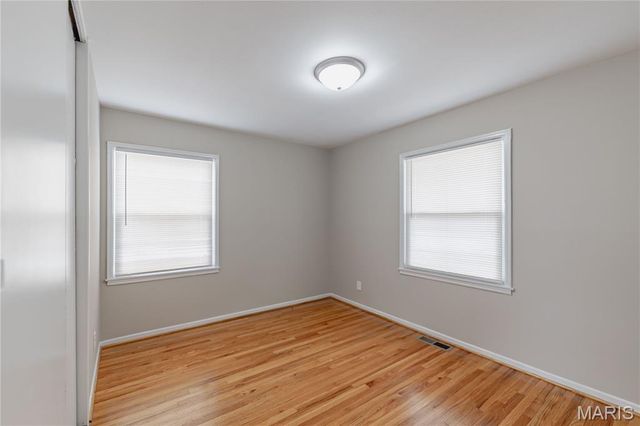337 Lancashire Road, St Louis, MO 63137