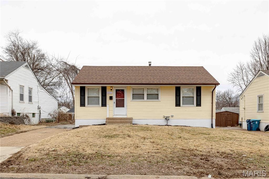 337 Lancashire Road, St Louis, MO 63137