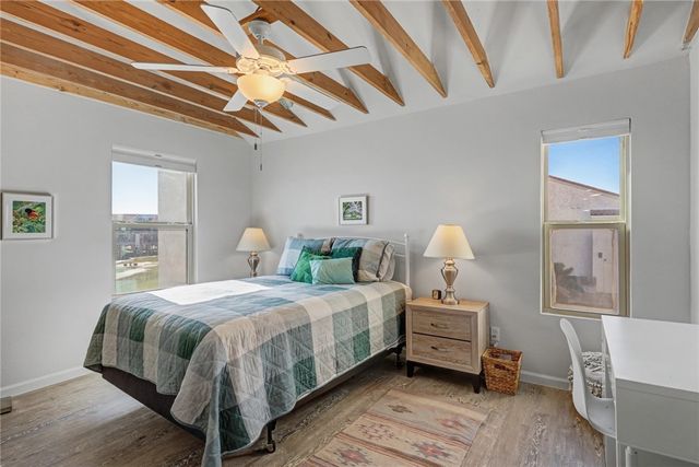 620 S Fulton Beach 705, Rockport, TX 78382