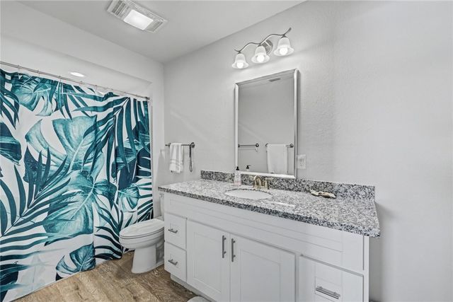 620 S Fulton Beach 705, Rockport, TX 78382