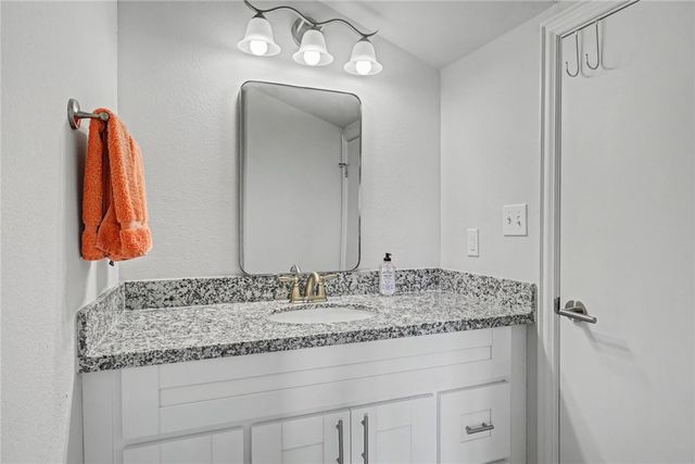 620 S Fulton Beach 705, Rockport, TX 78382