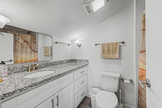 620 S Fulton Beach 705, Rockport, TX 78382