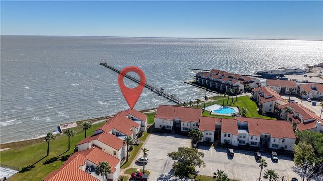 620 S Fulton Beach 705, Rockport, TX 78382