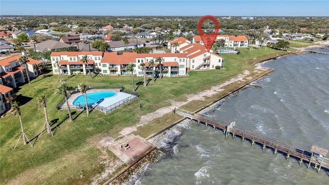 620 S Fulton Beach 705, Rockport, TX 78382