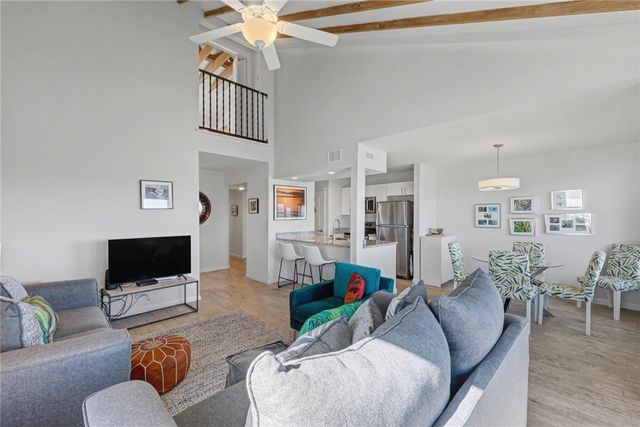 620 S Fulton Beach 705, Rockport, TX 78382