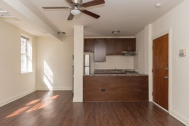 4756 N MAPLEWOOD Avenue G4, Chicago, IL 60625