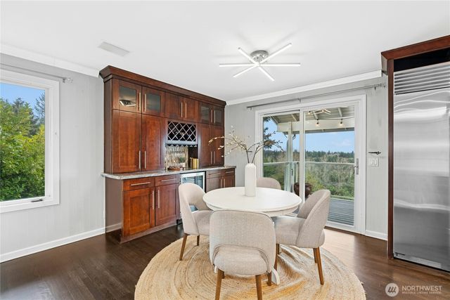 13603 SE 55th Place, Bellevue, WA 98006