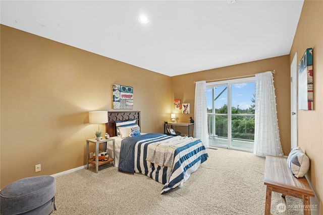 13603 SE 55th Place, Bellevue, WA 98006