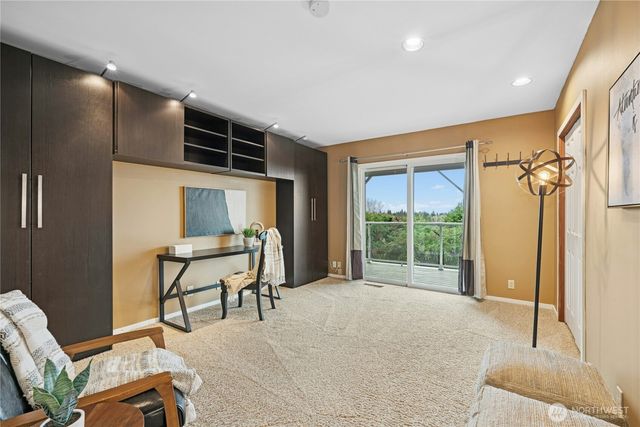 13603 SE 55th Place, Bellevue, WA 98006