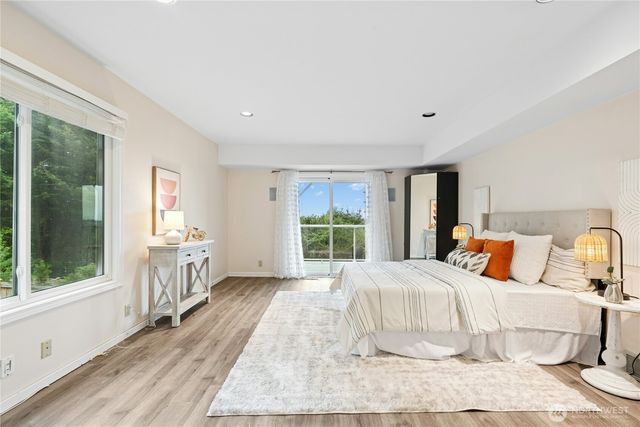 13603 SE 55th Place, Bellevue, WA 98006