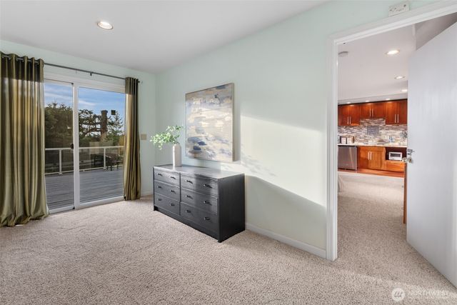 13603 SE 55th Place, Bellevue, WA 98006