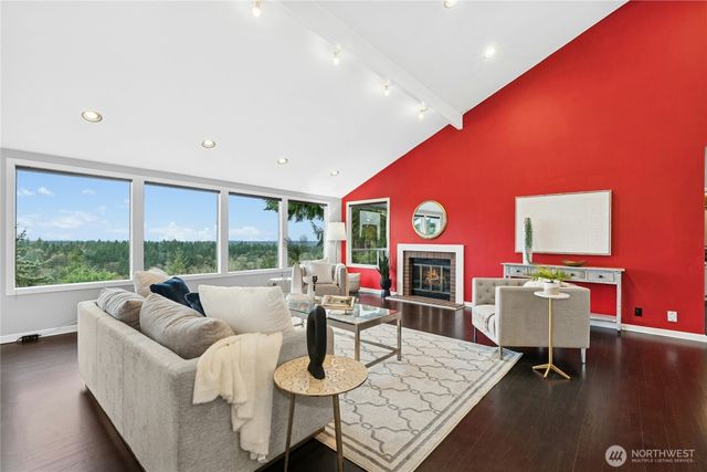 13603 SE 55th Place, Bellevue, WA 98006