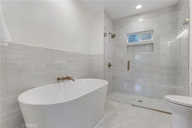 400 Flower Street, Pasadena, CA 91104