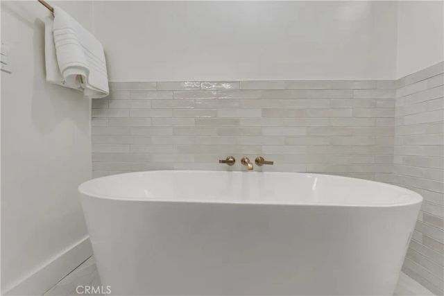 400 Flower Street, Pasadena, CA 91104