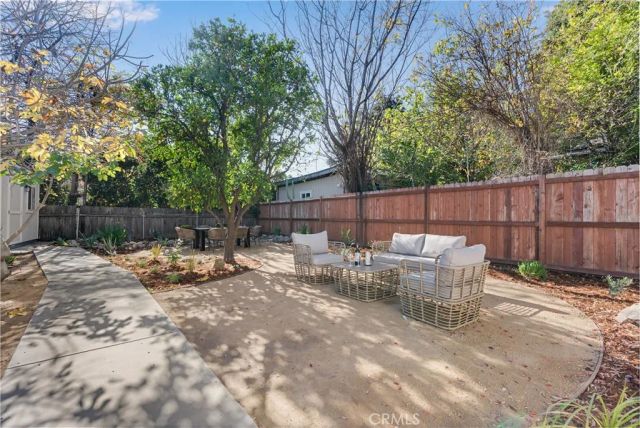 400 Flower Street, Pasadena, CA 91104