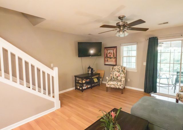 7919 Shadow Oak Drive, North Charleston, SC 29406