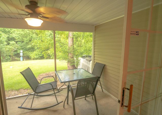 7919 Shadow Oak Drive, North Charleston, SC 29406