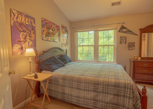 7919 Shadow Oak Drive, North Charleston, SC 29406
