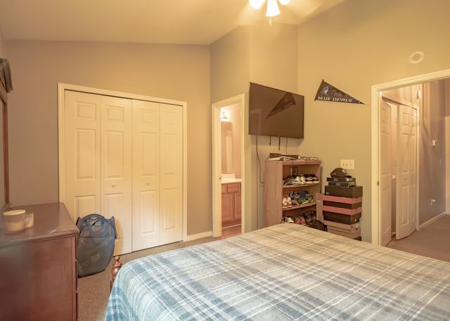 7919 Shadow Oak Drive, North Charleston, SC 29406