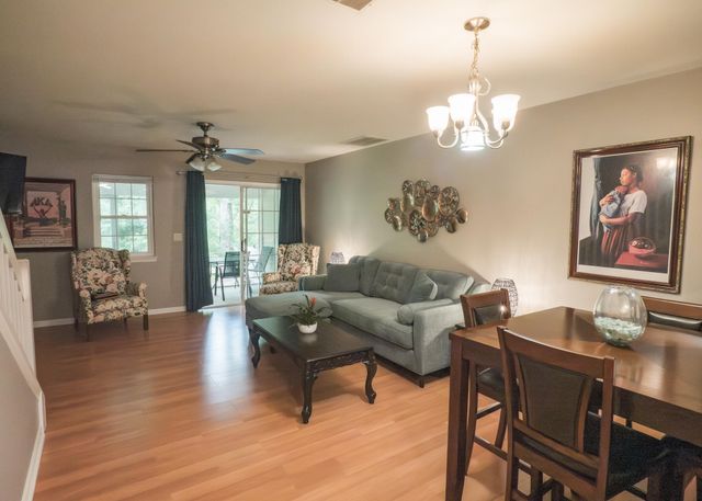7919 Shadow Oak Drive, North Charleston, SC 29406