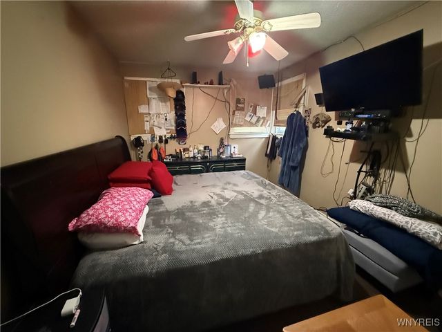 2494 Michigan Avenue, Niagara Falls, NY 14305