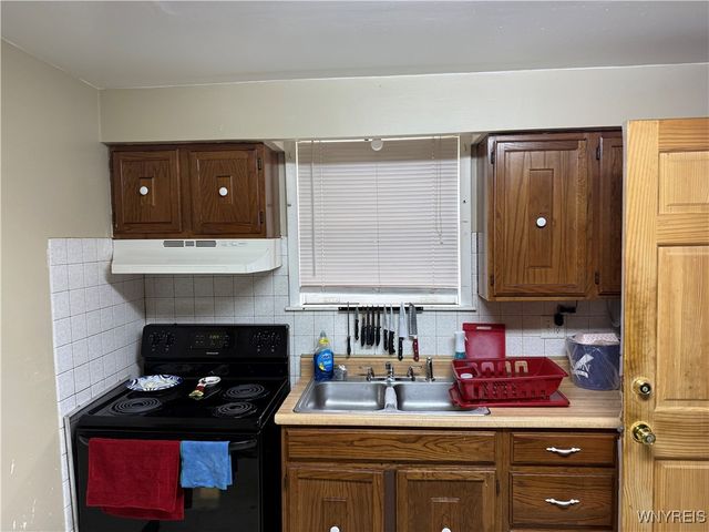 2494 Michigan Avenue, Niagara Falls, NY 14305