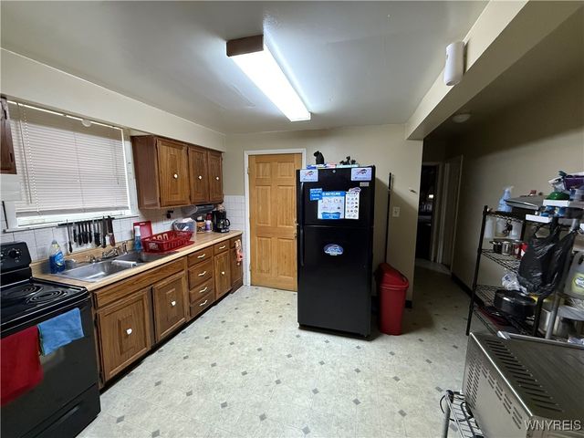 2494 Michigan Avenue, Niagara Falls, NY 14305