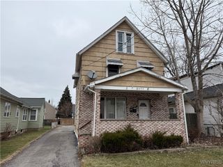 2494 Michigan Avenue, Niagara Falls, NY 14305