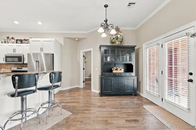 26585 Columbia Crest Drive, Claremore, OK 74019
